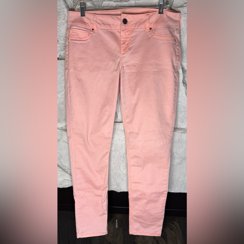 Maurice’s | Women’s Salmon Color Cotton Blend Skinny Jean with Stretch Size L-R